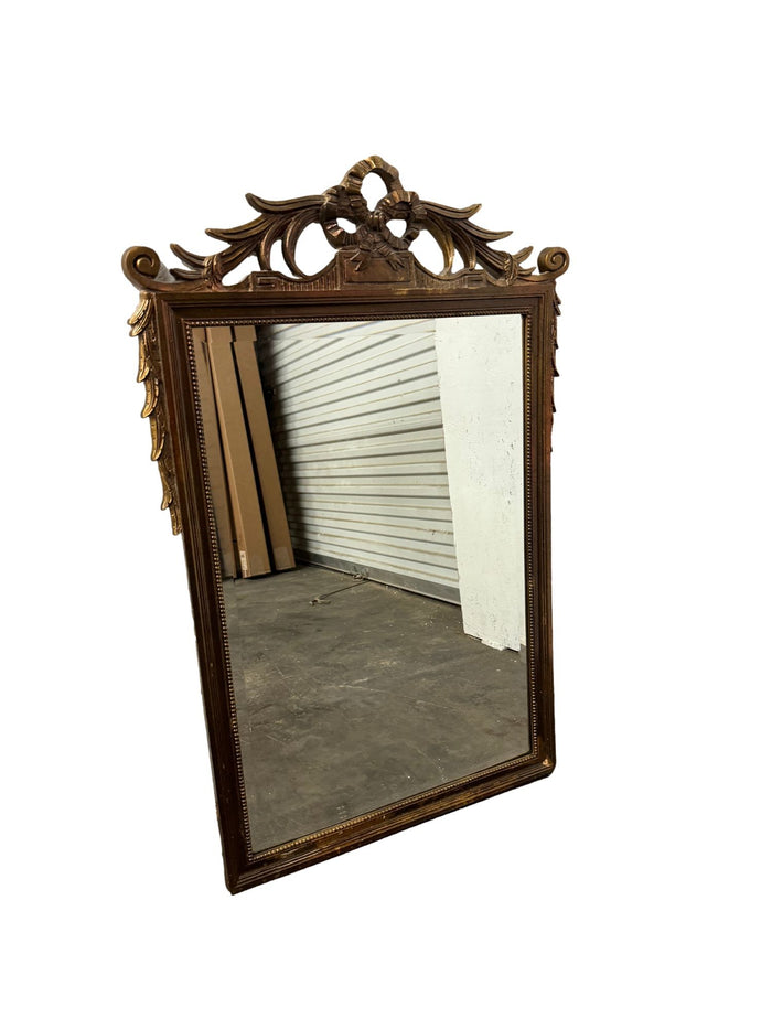 Gilded Rectangular Mirror with Ribbon and Leaf Motif